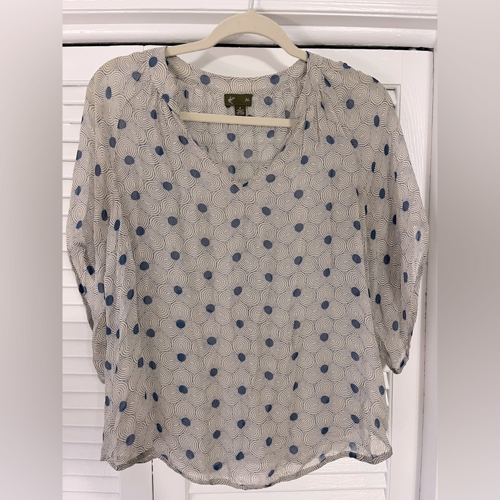 Women’s Blouse